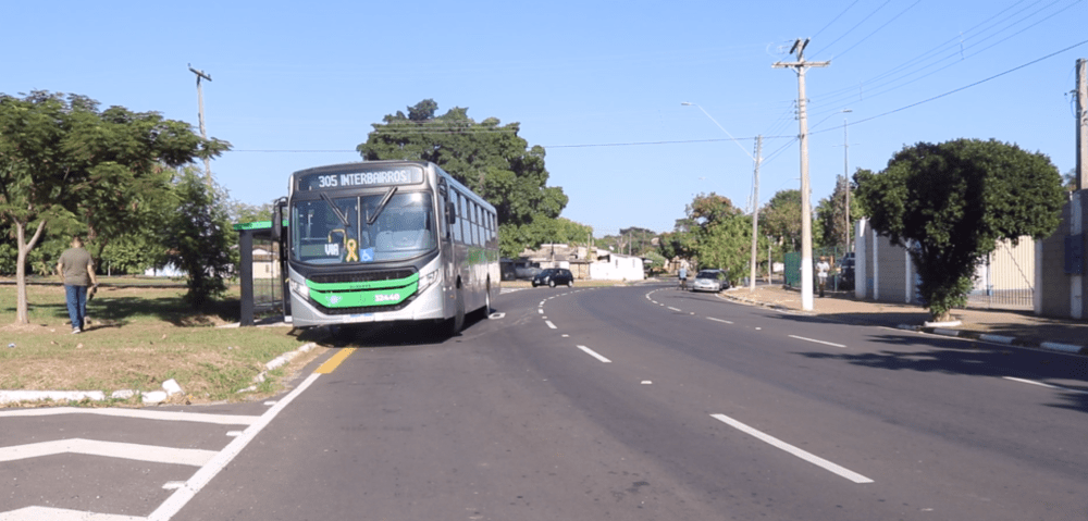 Após proposta de Grilo, ônibus faz linha direta entre João Aranha e Cooperlotes