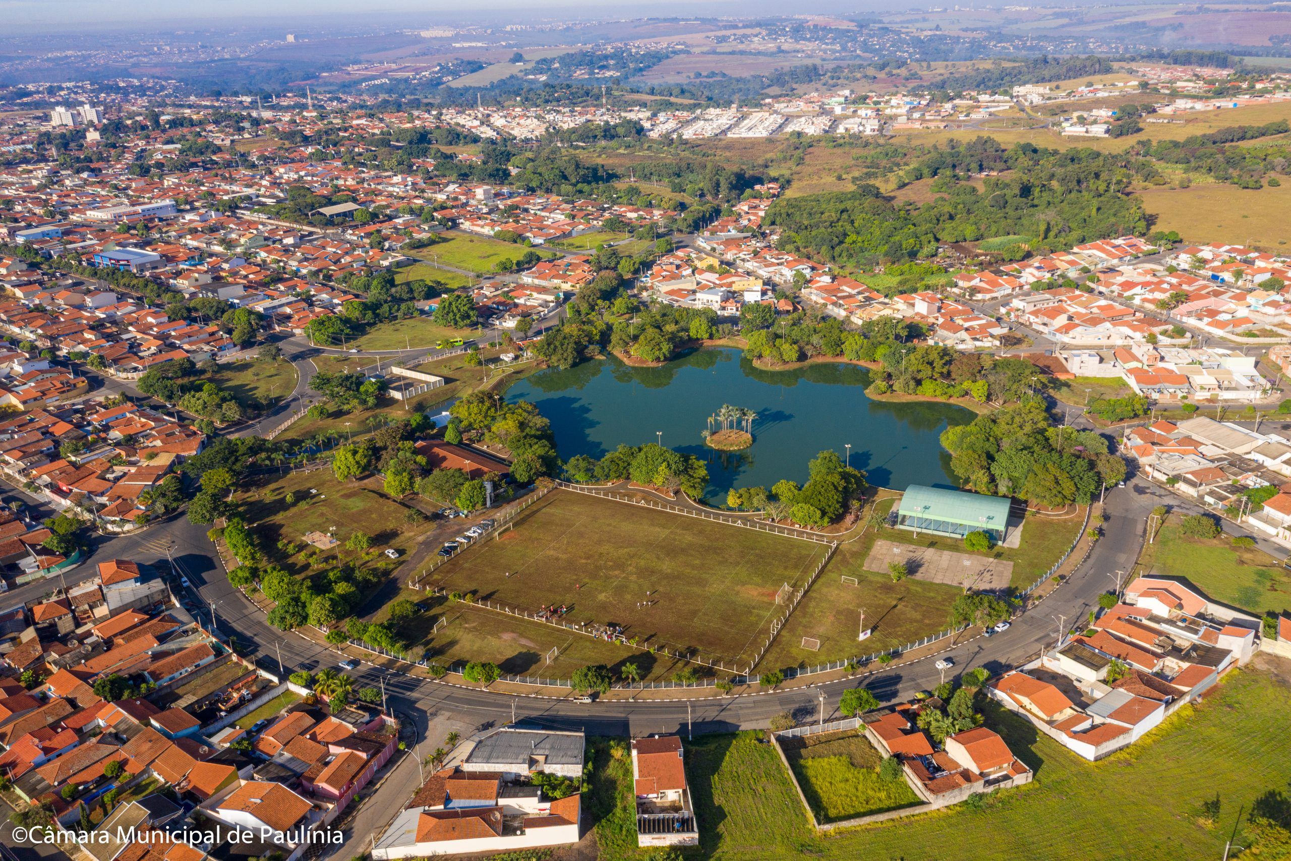 João Aranha deveria ter posto com serviços essenciais da Prefeitura, diz Valadão